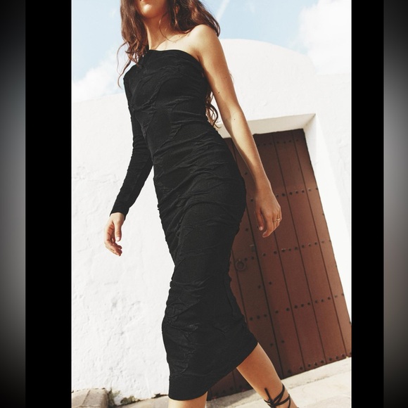 ASYMMETRIC KNIT DRESS - Picture 4 of 7